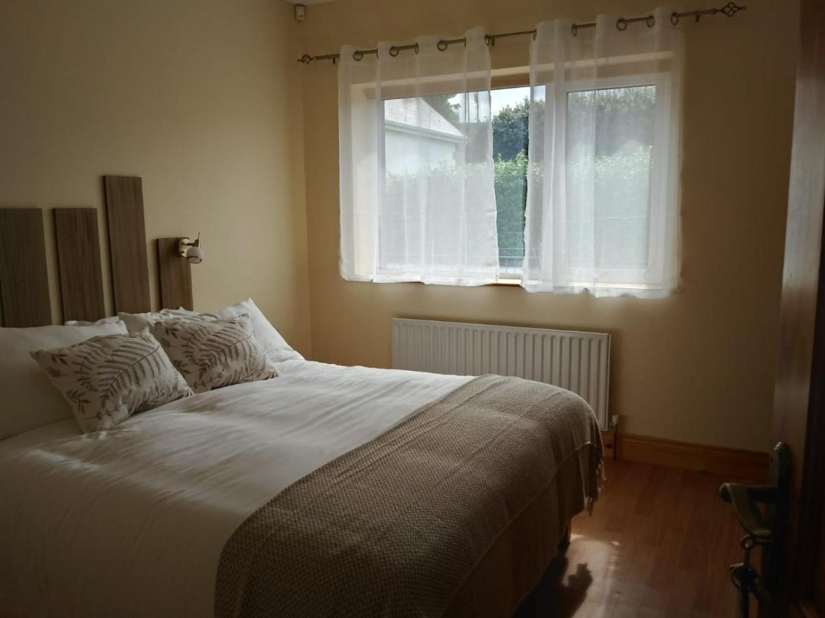 Madra Rua Organic Accommodation バリーリフィン エクステリア 写真